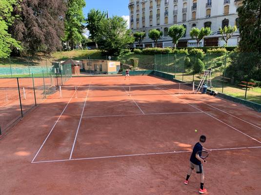 courts de tennis - joueurs - Néris-les-Bains