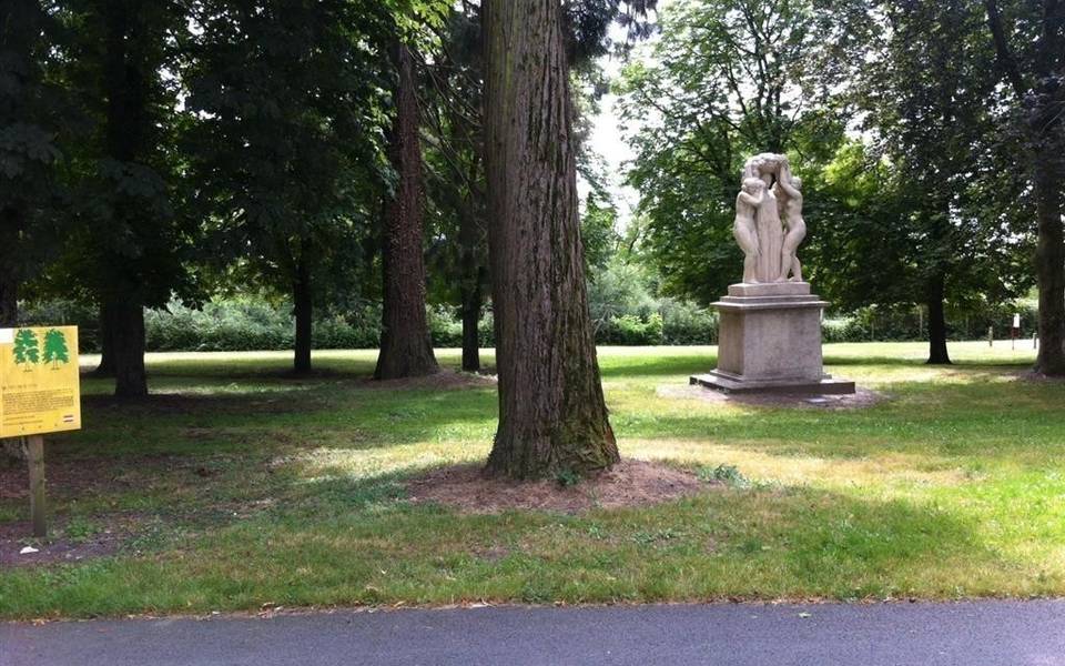 Les Trois Grâces