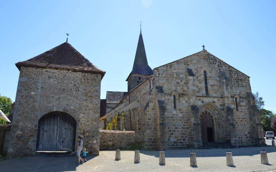 Eglise Saint-Patrocle, Colombier