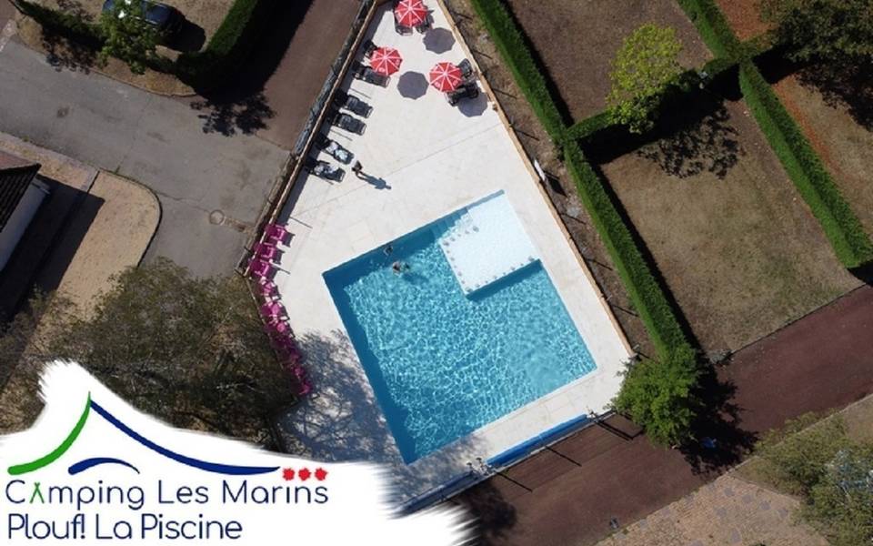 Piscine vue aérienne